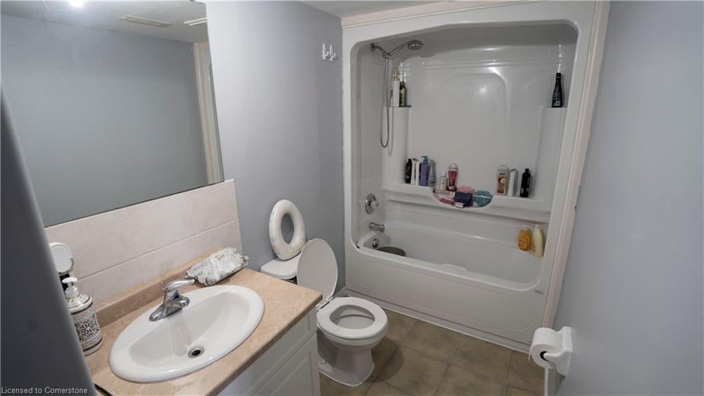 53 Sandwell Court W Property Photo 28