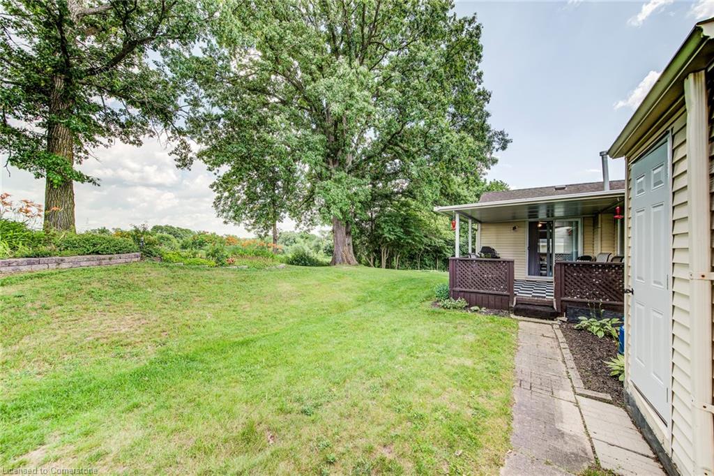 33 Summit Crescent Property Photo 35