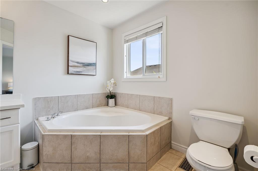 5350 Haldimand Crescent Property Photo 23