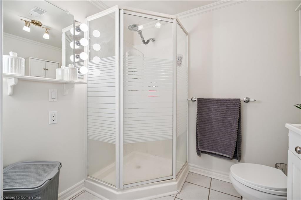 5350 Haldimand Crescent Property Photo 38