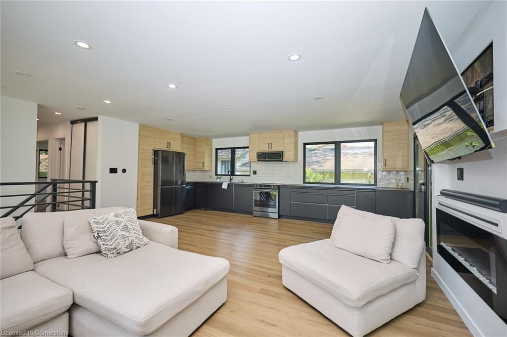 1 Samuel Court Property Photo 16