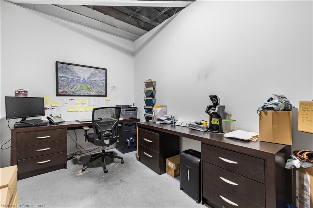 622 Upper James Street Property Photo 25