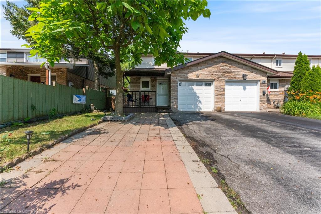 16 Silvervine Drive Property Photo 1