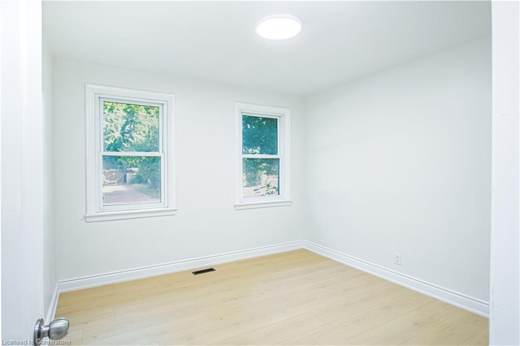 26 Magee Street Property Photo 6