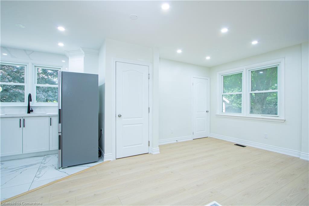 26 Magee Street Property Photo 9