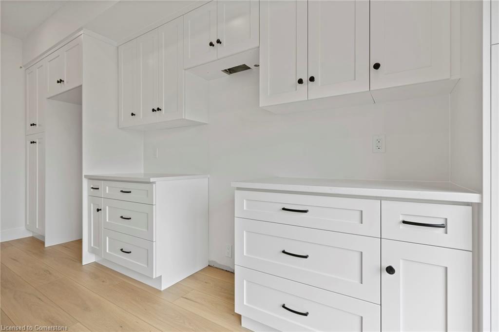 111 Amber Street Property Photo 10