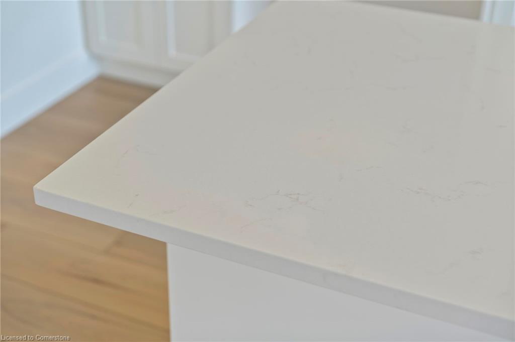 111 Amber Street Property Photo 12