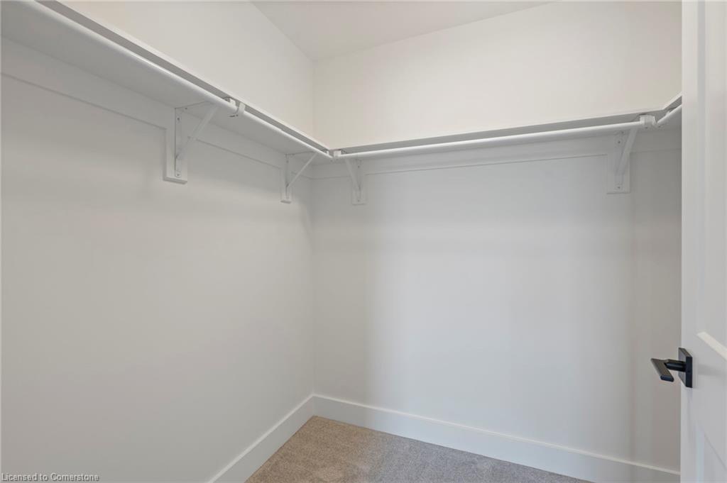 111 Amber Street Property Photo 26
