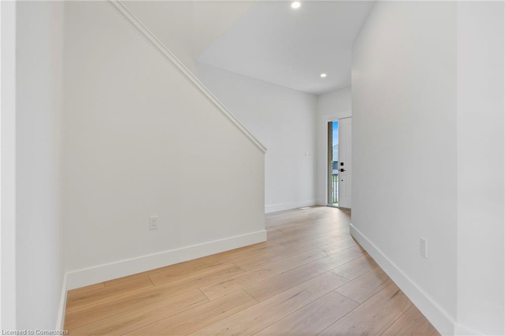115 Amber Street Property Photo 4