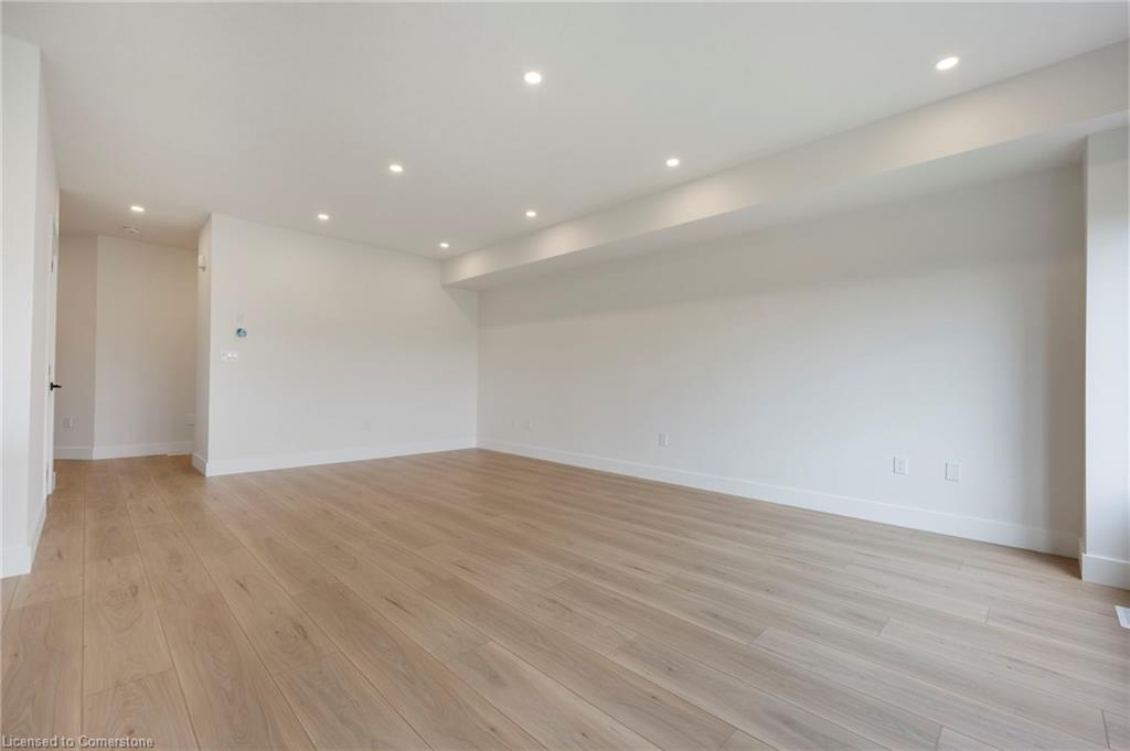 115 Amber Street Property Photo 6