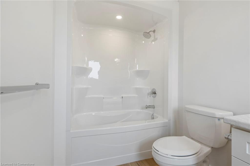 115 Amber Street Property Photo 23