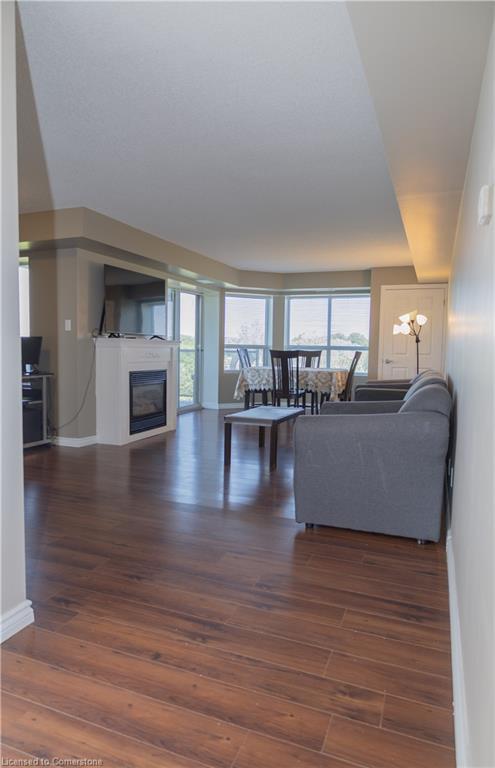 701-281 Bristol Street Property Photo 14