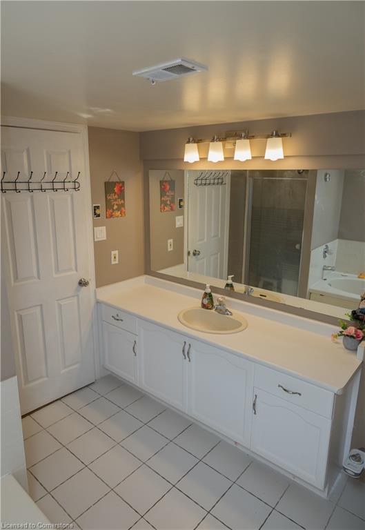 701-281 Bristol Street Property Photo 26