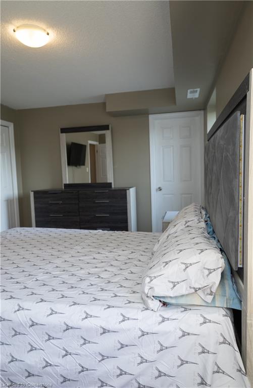 701-281 Bristol Street Property Photo 33