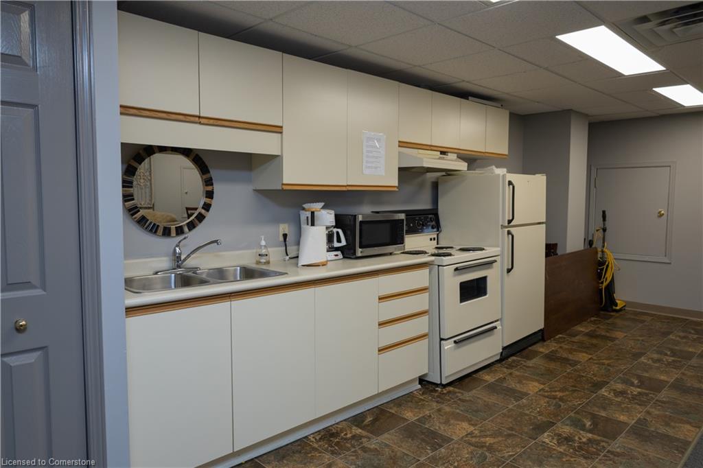 701-281 Bristol Street Property Photo 41