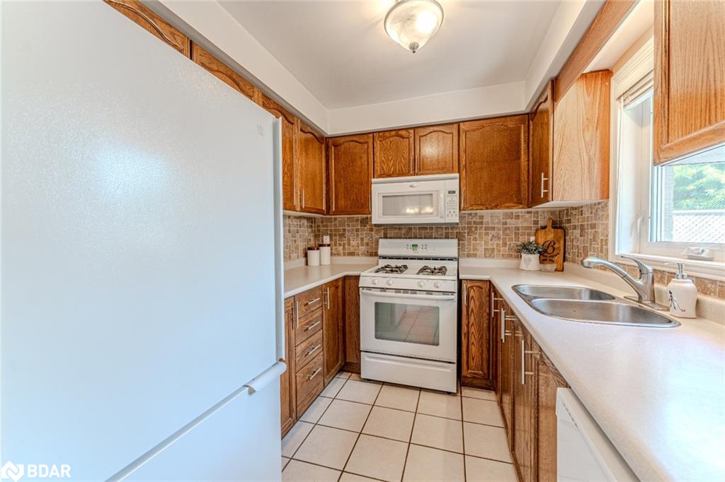 60 Noble Drive Property Photo 2