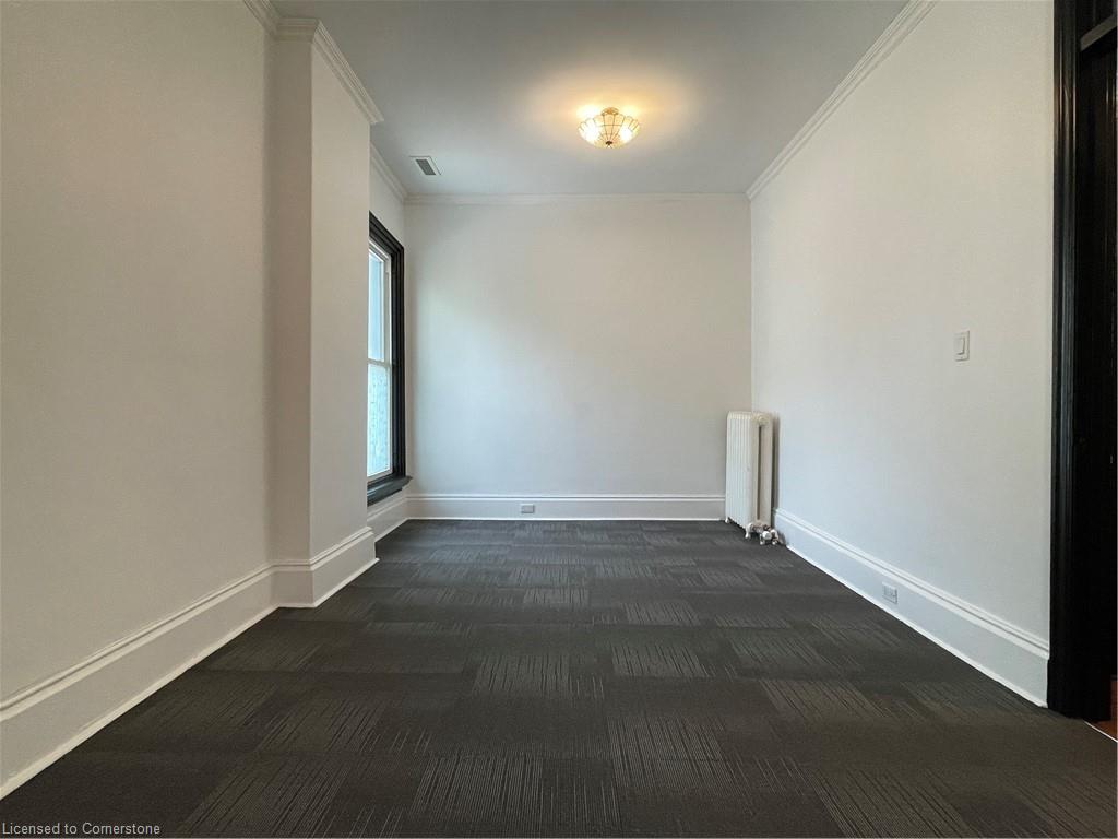 7-203 Macnab Street S Property Photo 7