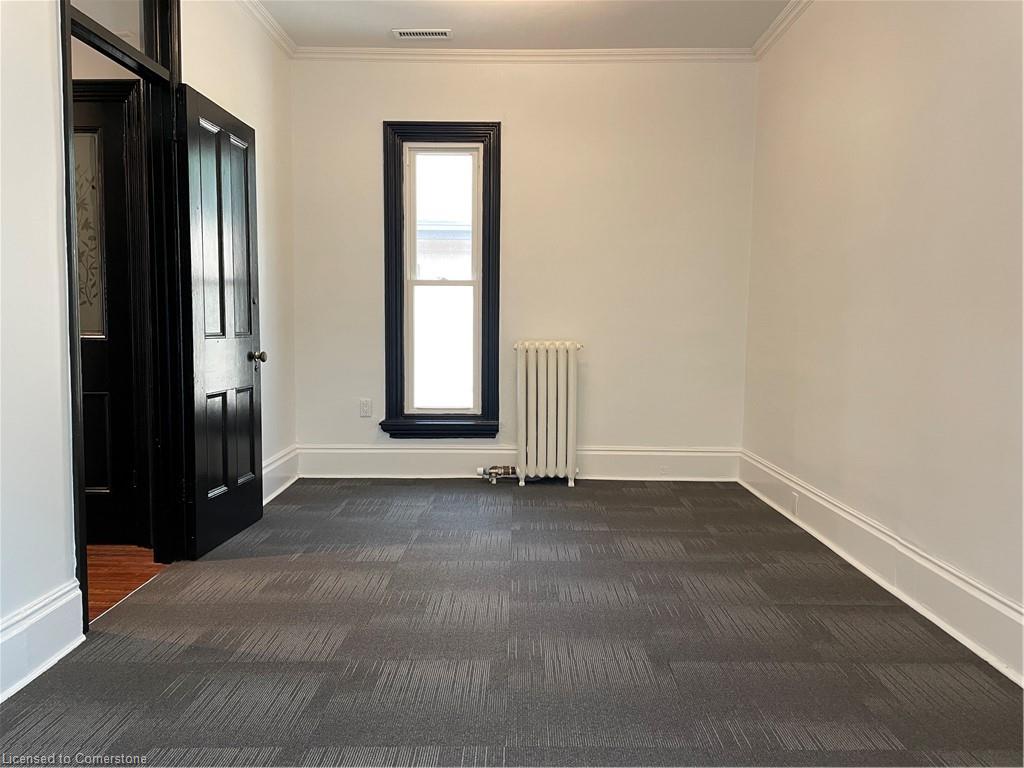 7-203 Macnab Street S Property Photo 8