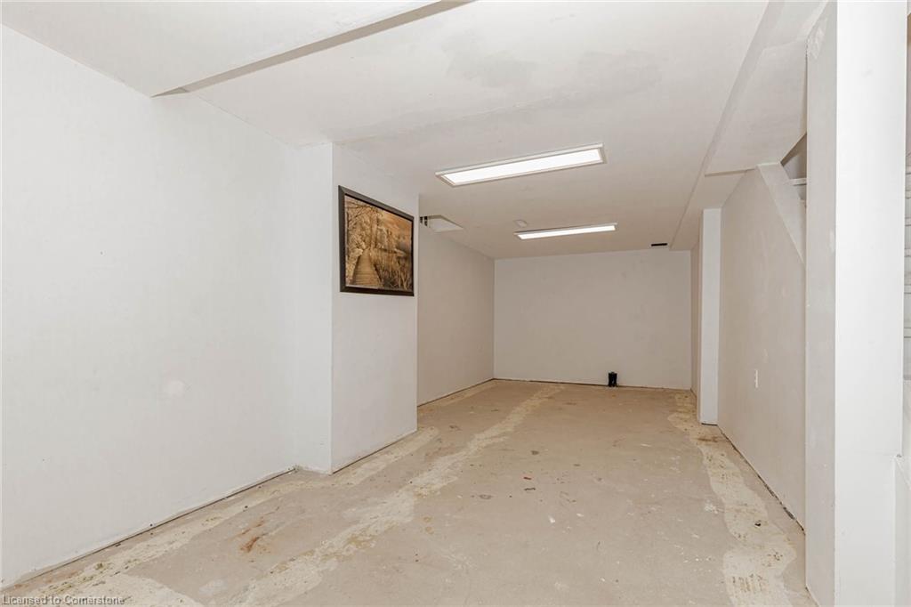 33 Meaghan Street Property Photo 43