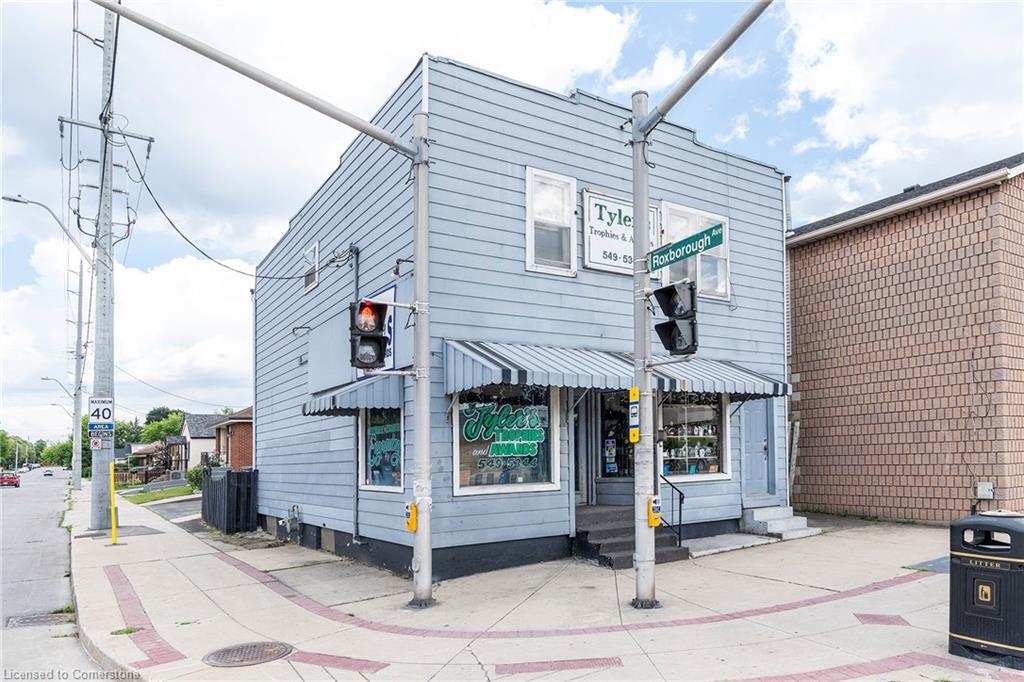 124 Parkdale Avenue N Property Photo 1