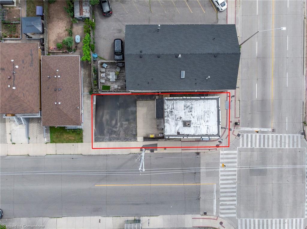 124 Parkdale Avenue N Property Photo 18