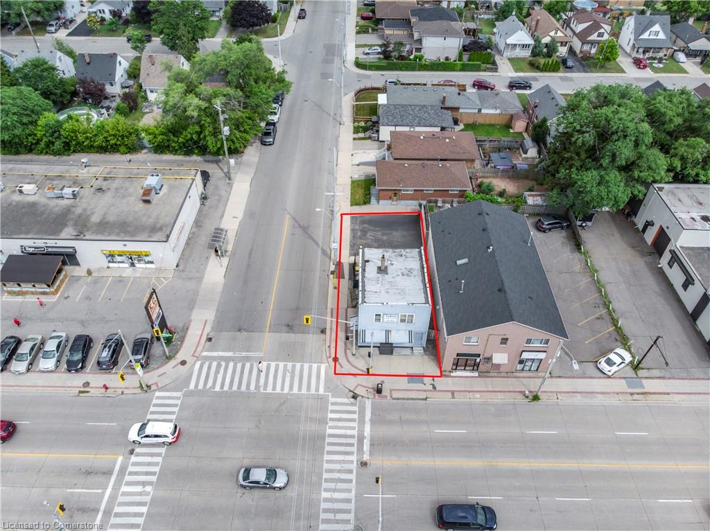 124 Parkdale Avenue N Property Photo 20