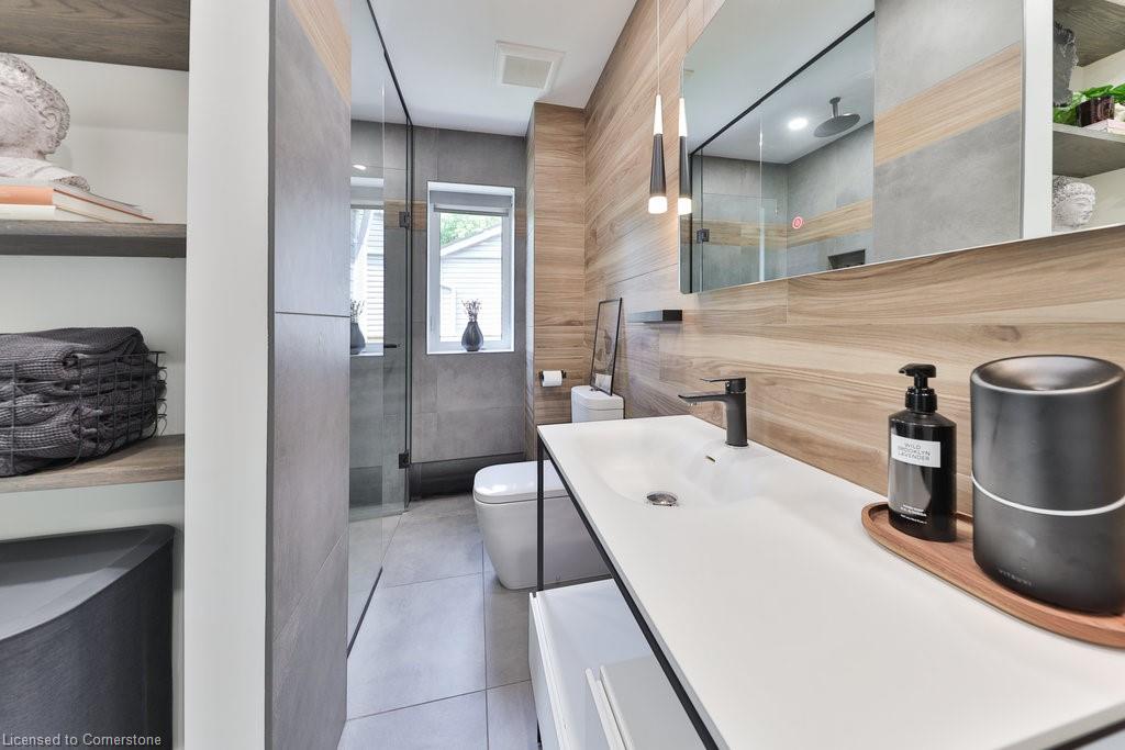 580 Guelph Line Property Photo 17