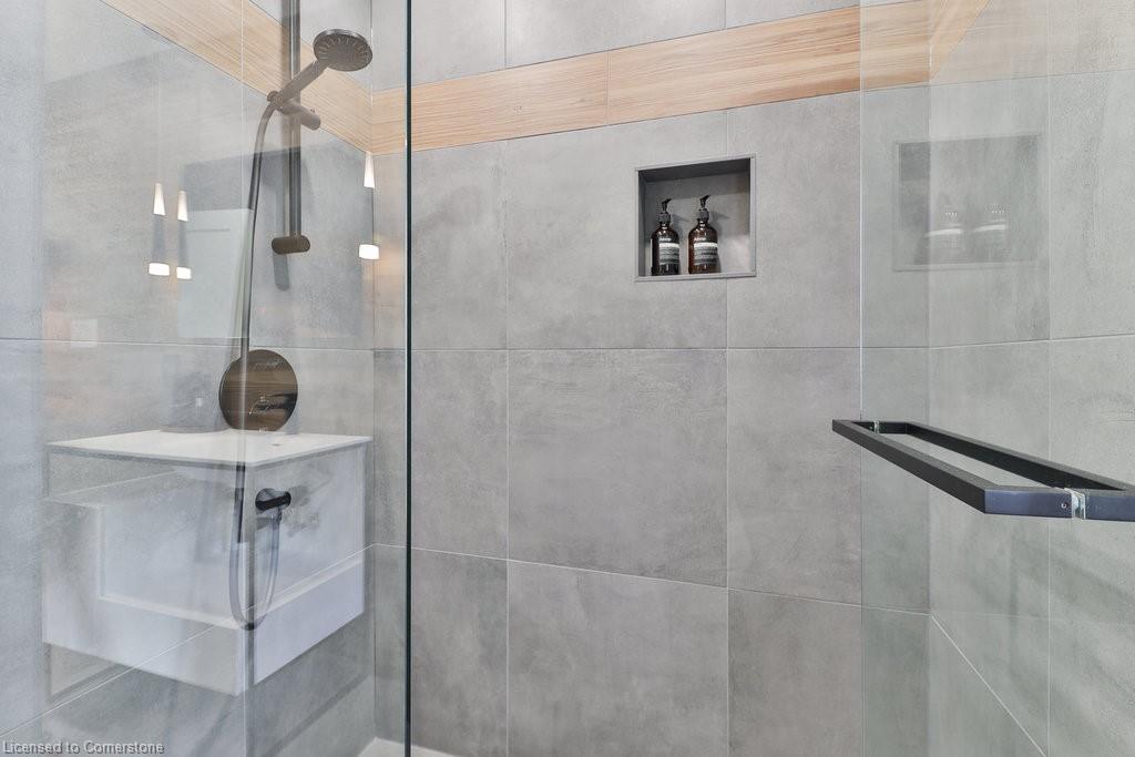 580 Guelph Line Property Photo 18