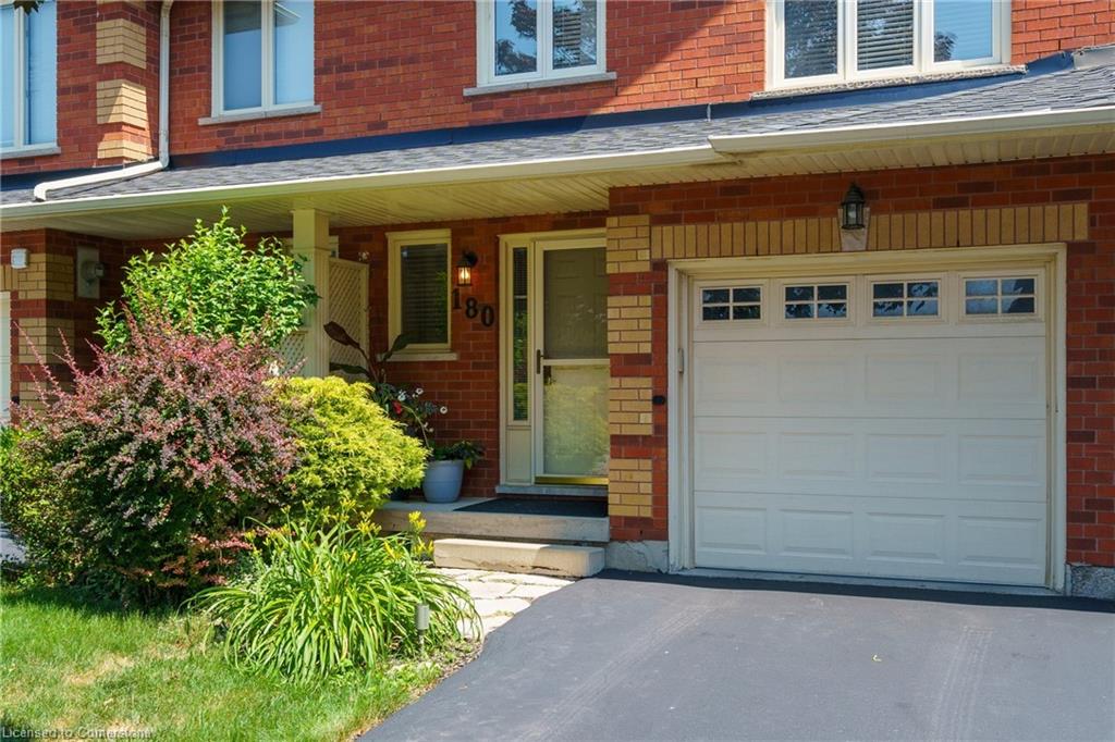 180 Dicenzo Drive Property Photo 2