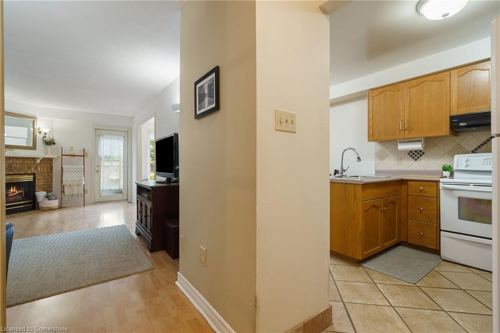 180 Dicenzo Drive Property Photo 5