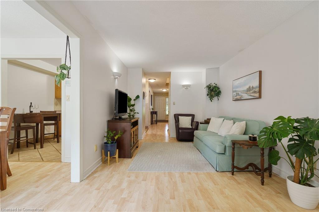 180 Dicenzo Drive Property Photo 8