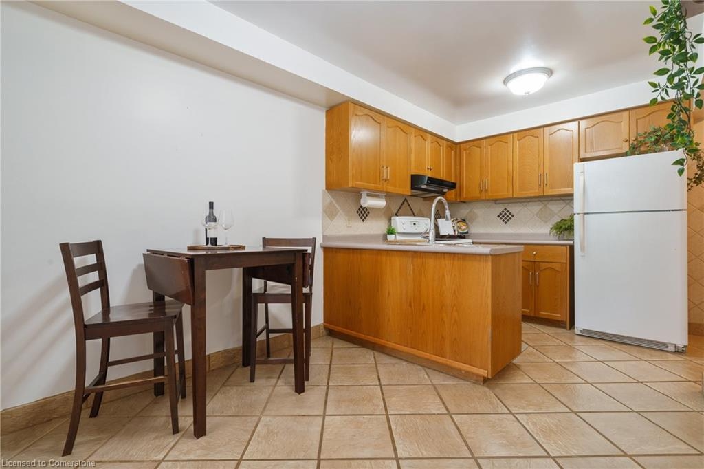 180 Dicenzo Drive Property Photo 16
