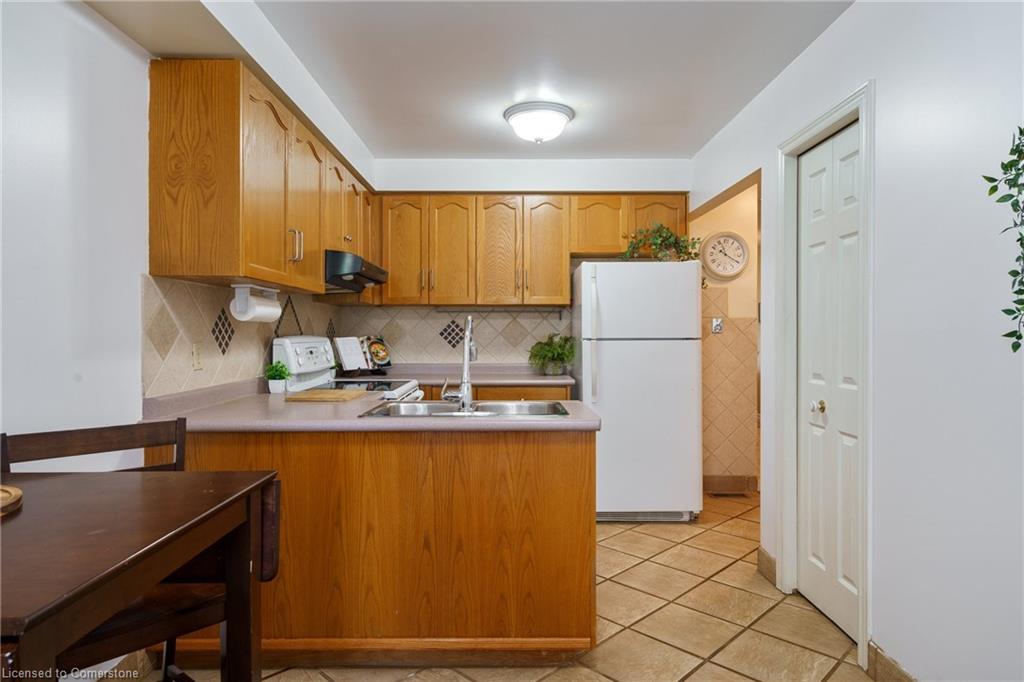180 Dicenzo Drive Property Photo 18