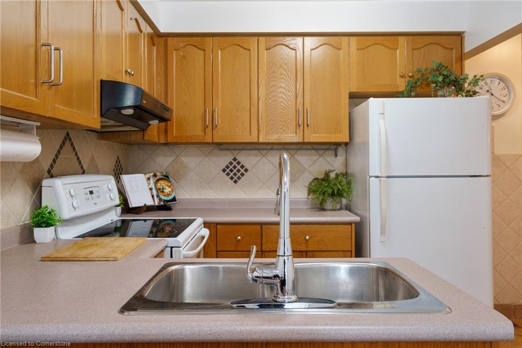 180 Dicenzo Drive Property Photo 19