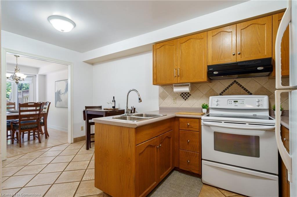 180 Dicenzo Drive Property Photo 20