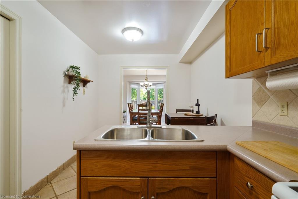 180 Dicenzo Drive Property Photo 22