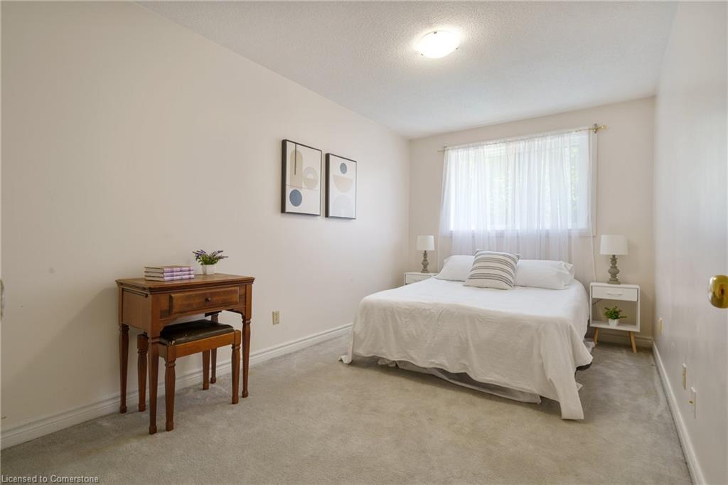 180 Dicenzo Drive Property Photo 24