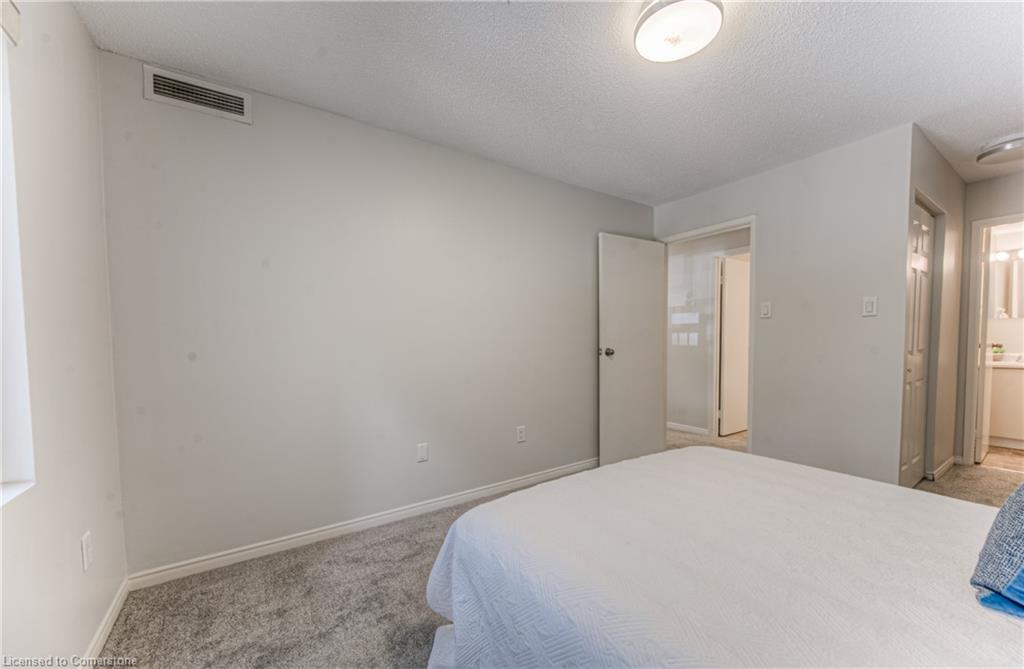 213-15 Hofstetter Avenue Property Photo 22