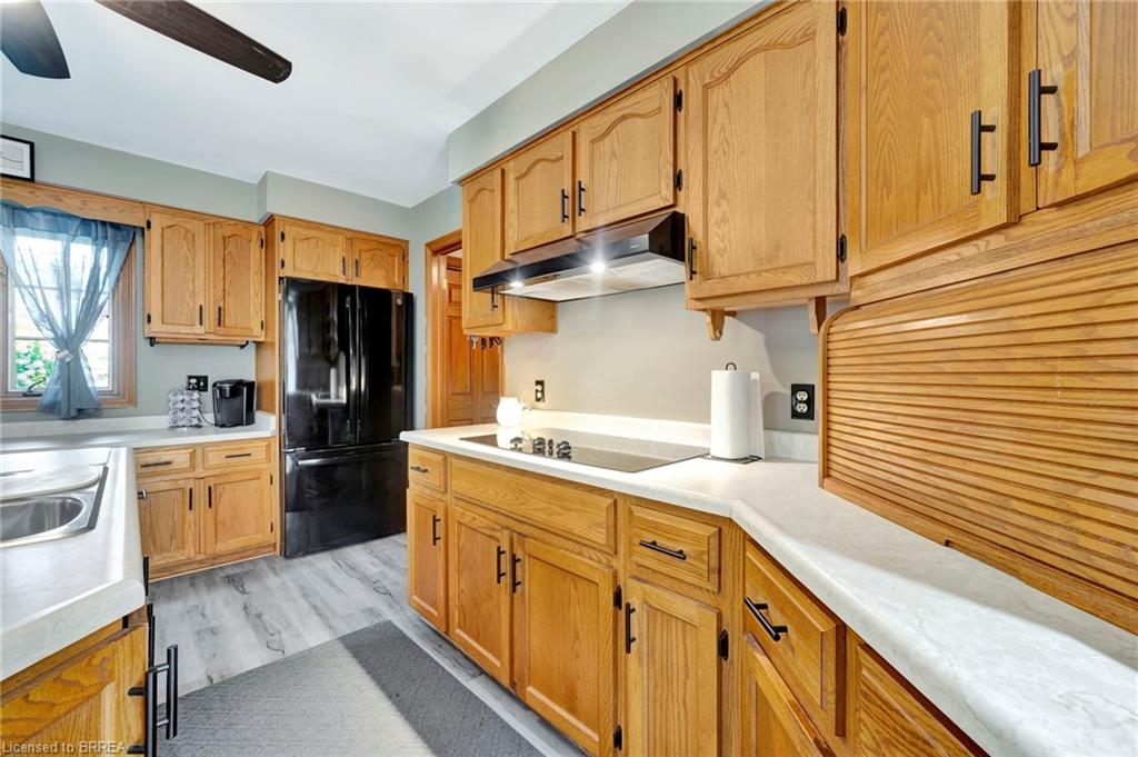 132 Oak Street Property Photo 19