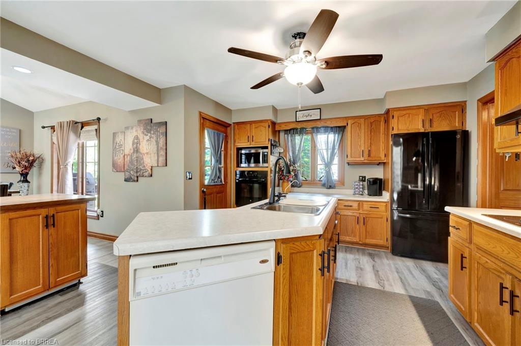 132 Oak Street Property Photo 20