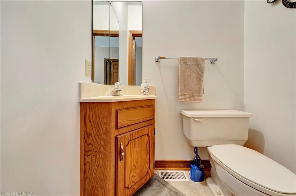 132 Oak Street Property Photo 31