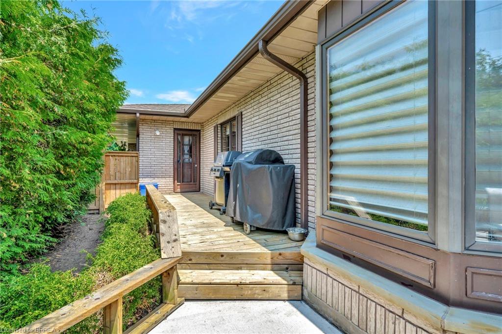 132 Oak Street Property Photo 41