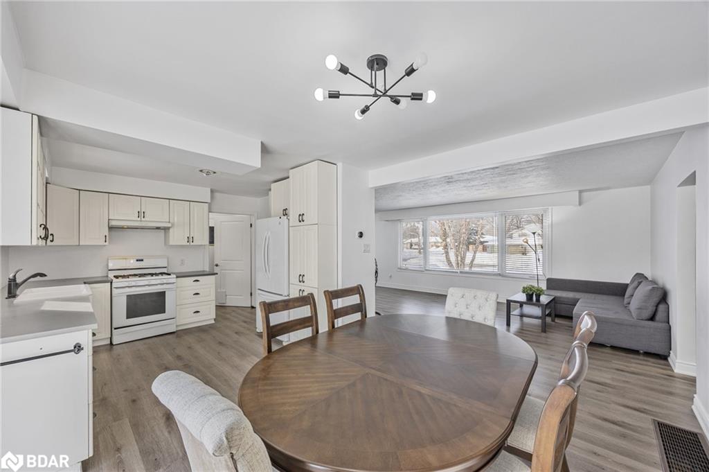 239 Warnica Road Property Photo 7