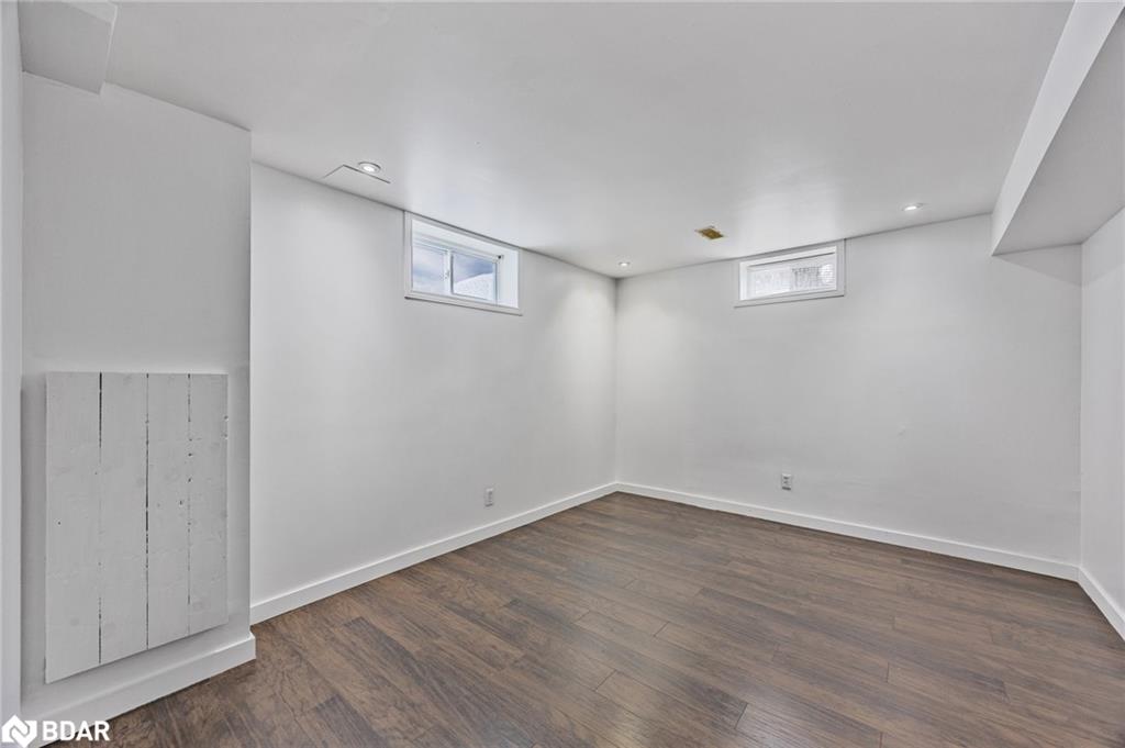 239 Warnica Road Property Photo 23
