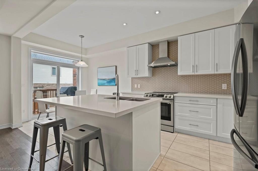 153 Broadacre Drive Property Photo 4