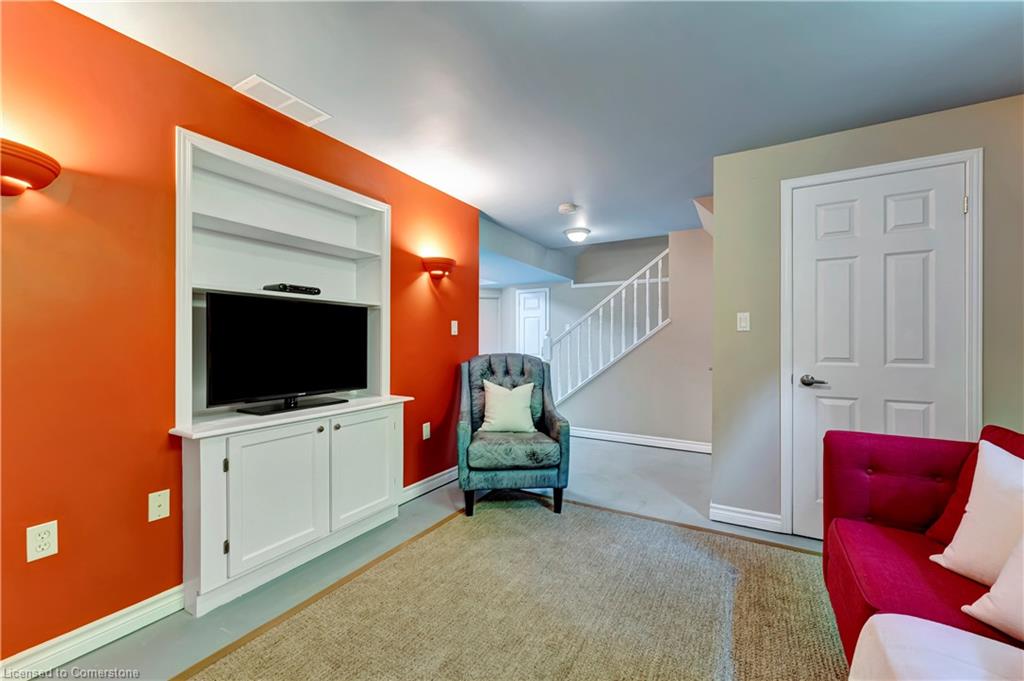 578 Windjammer Way Property Photo 35