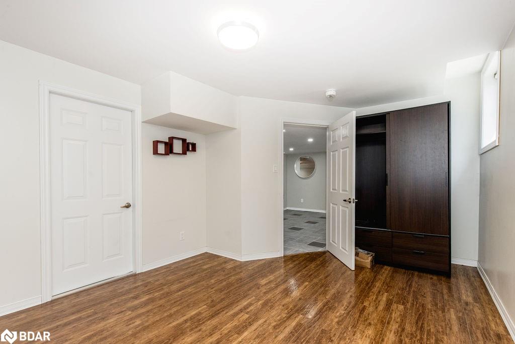 42 Humber Street Property Photo 38