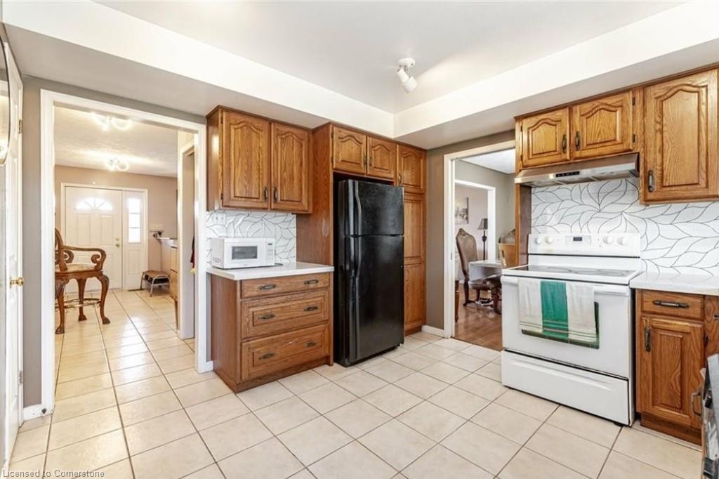 8299 Concession 2 Rd Property Photo 18