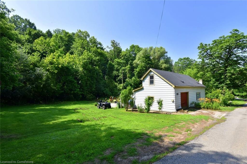628 Mill Street Property Photo 7
