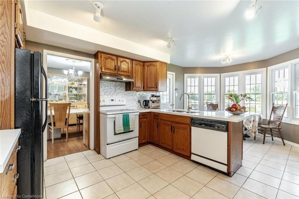 8299 Concession 2 Rd Property Photo 17